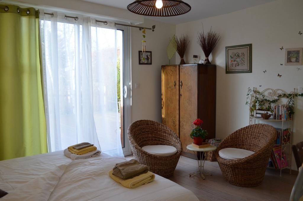 Couette Et Cafe Creme Le Coudray Exterior foto